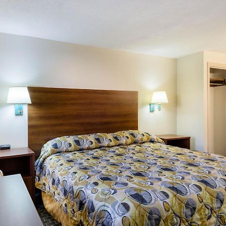 Econo Lodge Вэст спрингфильд Экстерьер фото